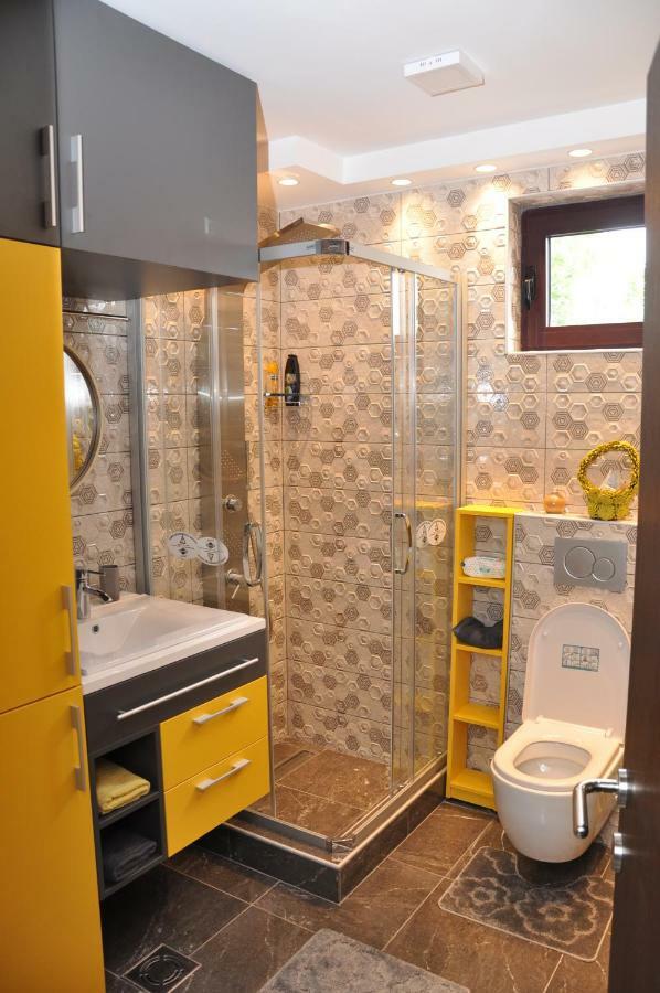 Lux Apartman Čačak Exterior foto